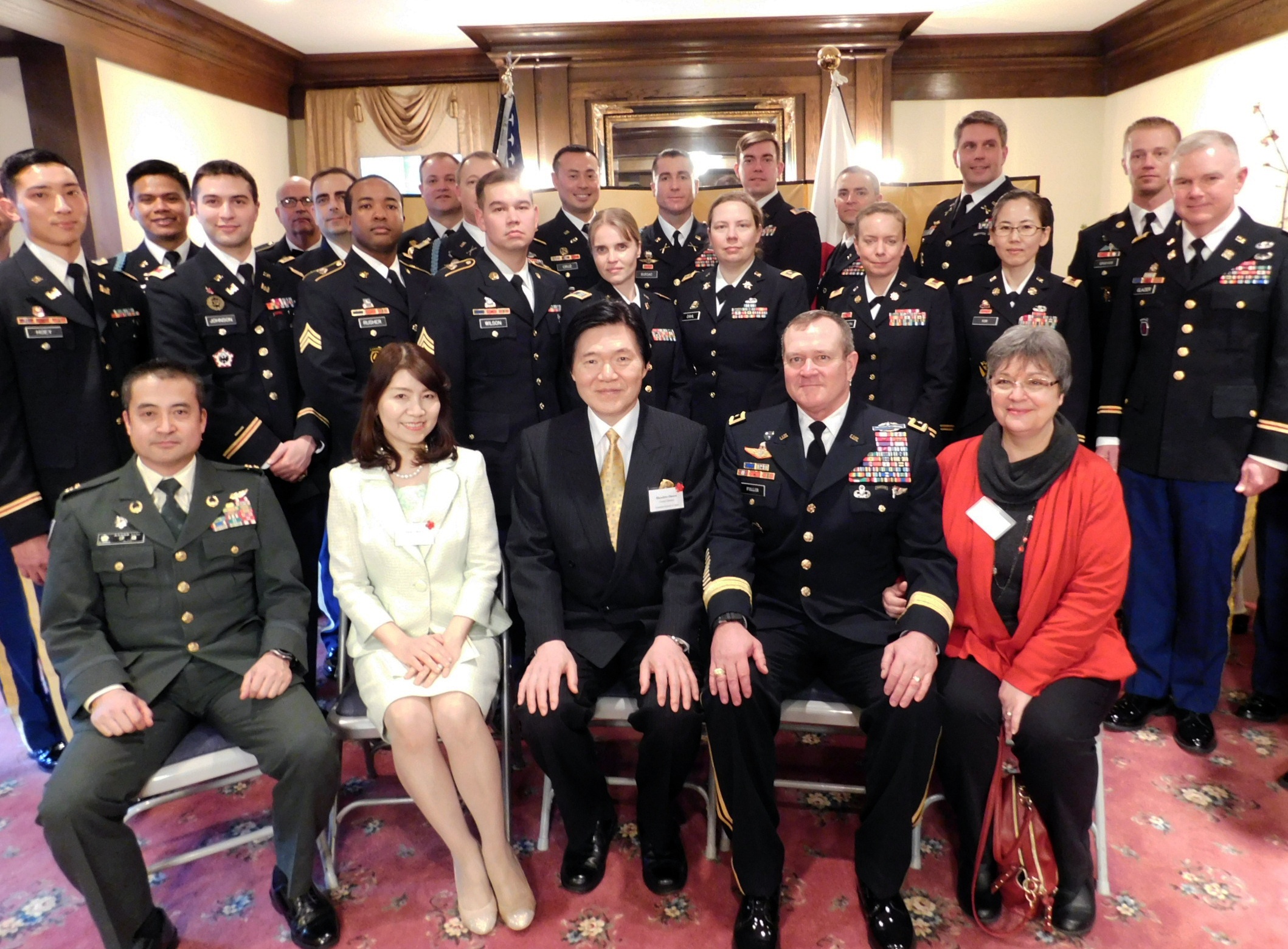 陸軍関係者との集合写真